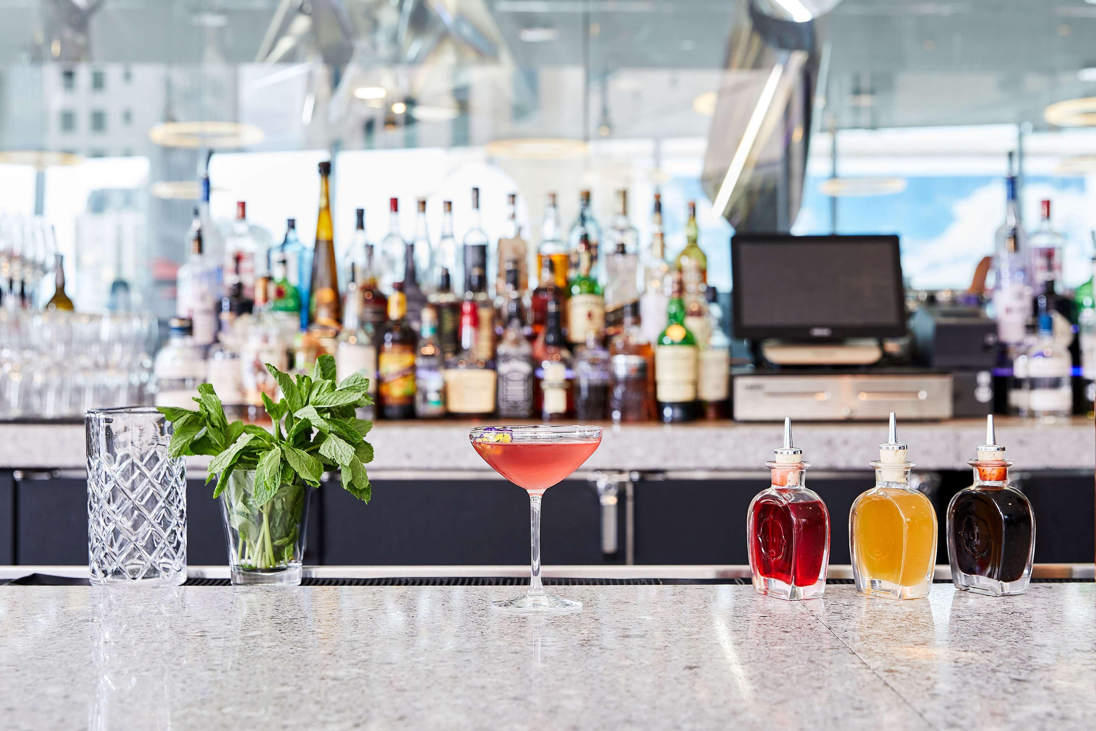 The Art Hotel Denver, Curio Collection By Hilton Экстерьер фото