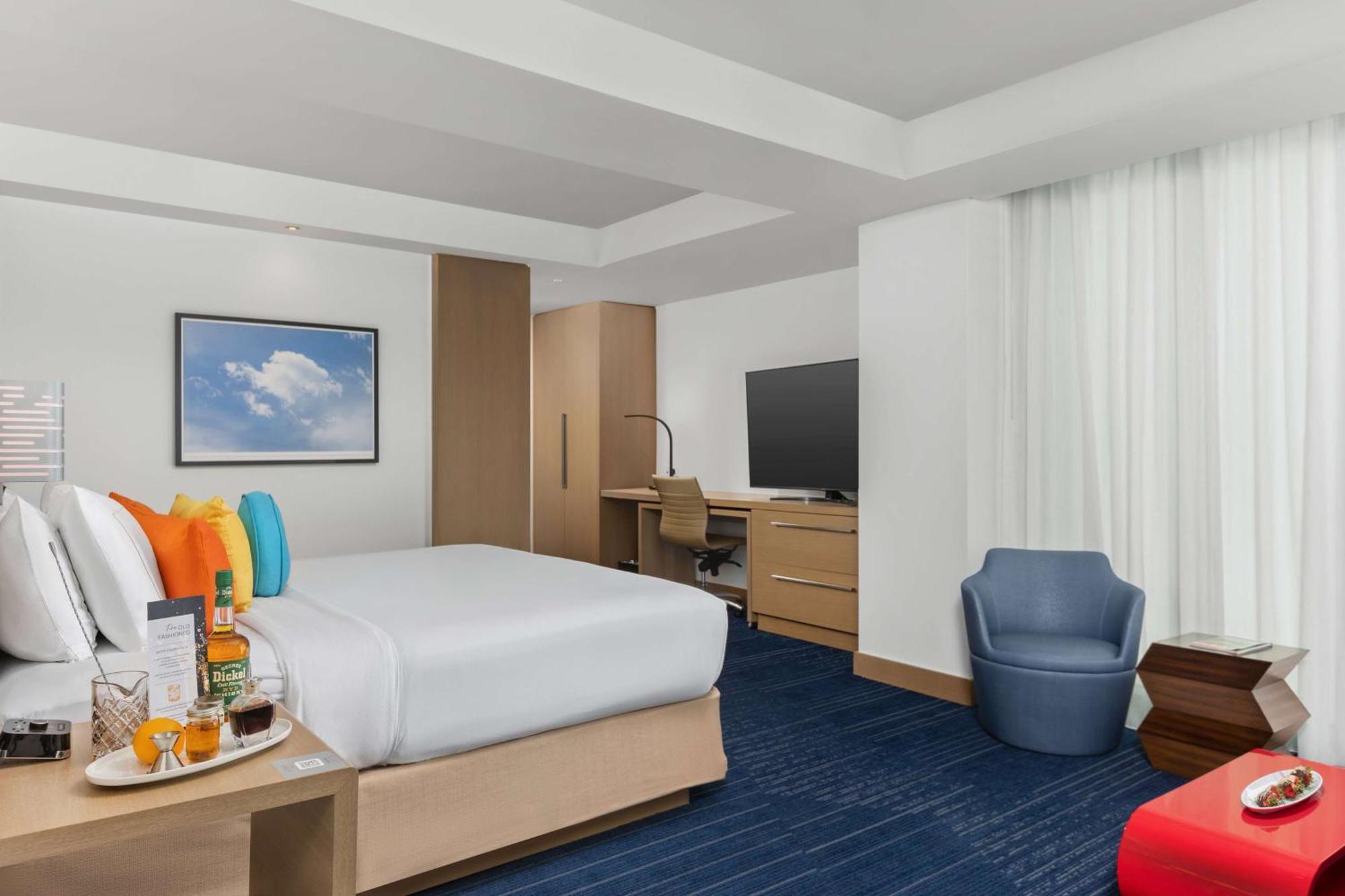 The Art Hotel Denver, Curio Collection By Hilton Экстерьер фото