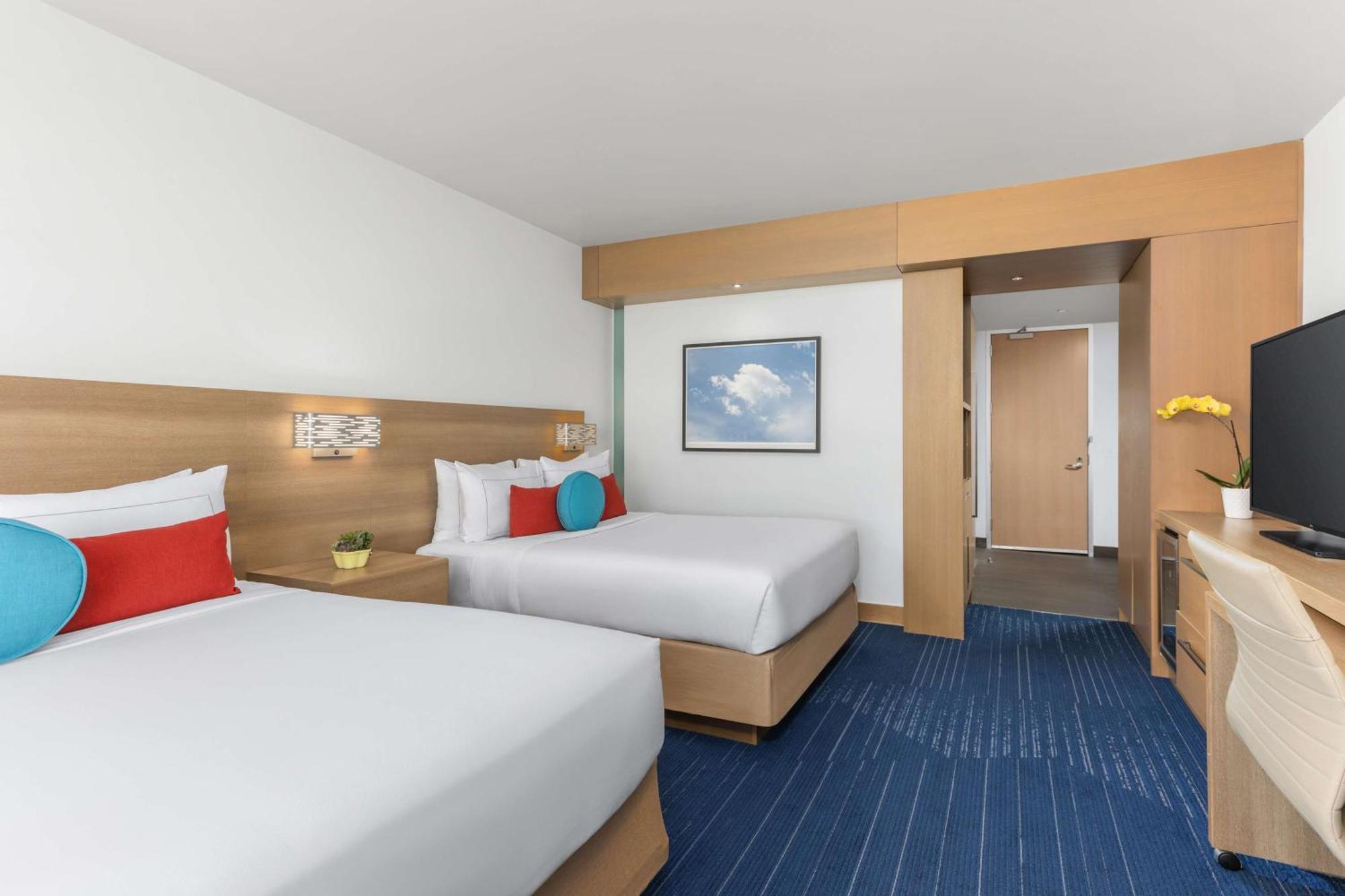 The Art Hotel Denver, Curio Collection By Hilton Экстерьер фото